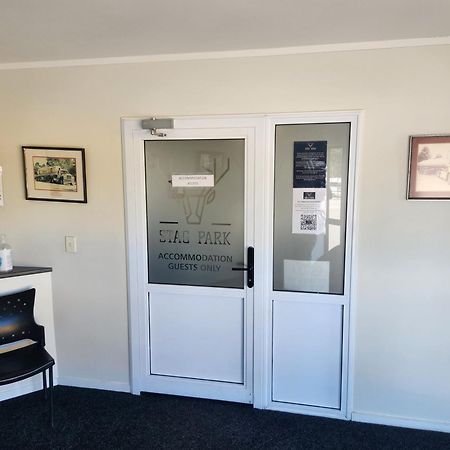 Stag Park Accommodation Tauposee Exterior foto